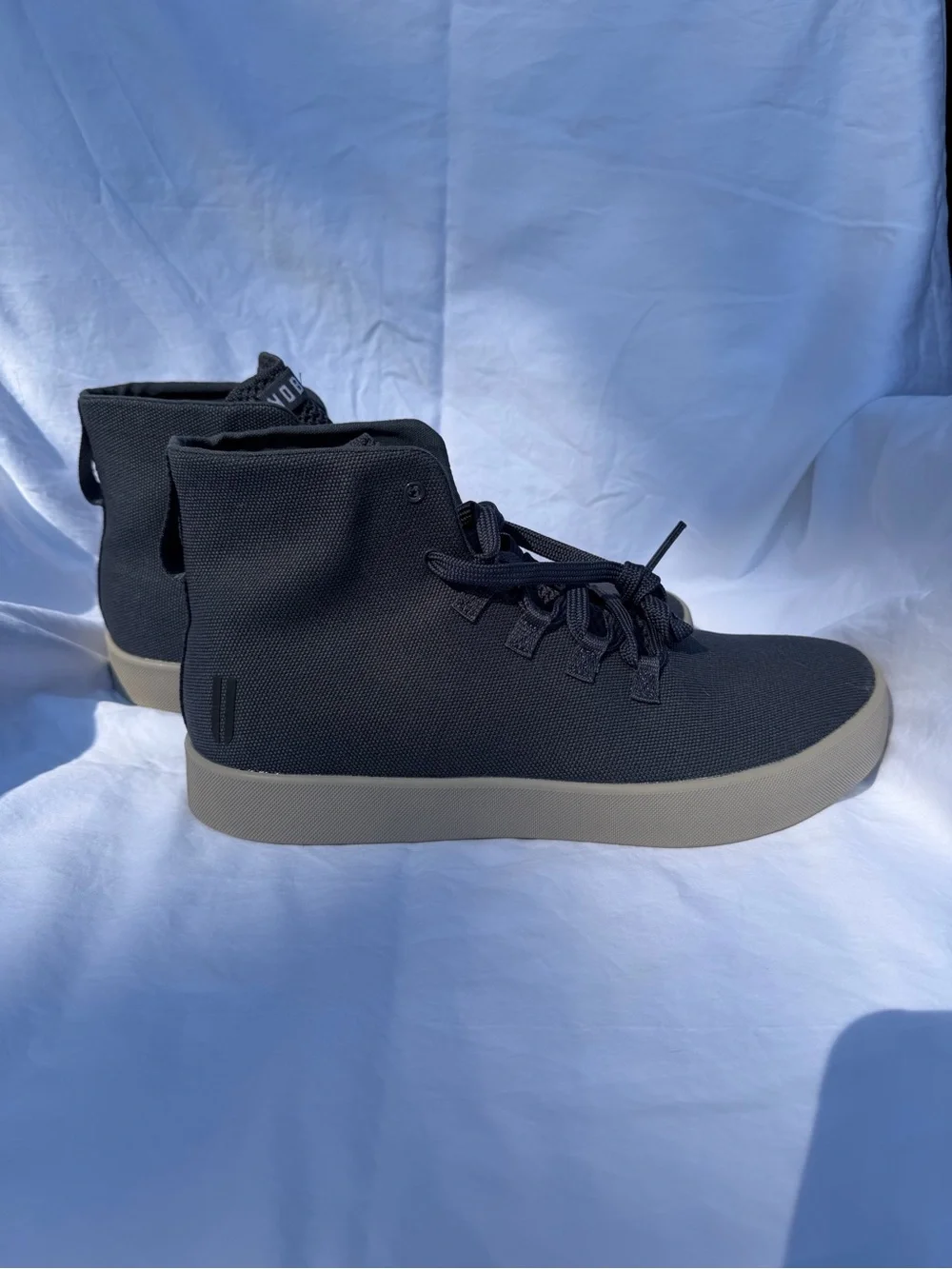 NEW NOBULL Men's Canvas Reca High-Top Sneakers, Size 11, never worn